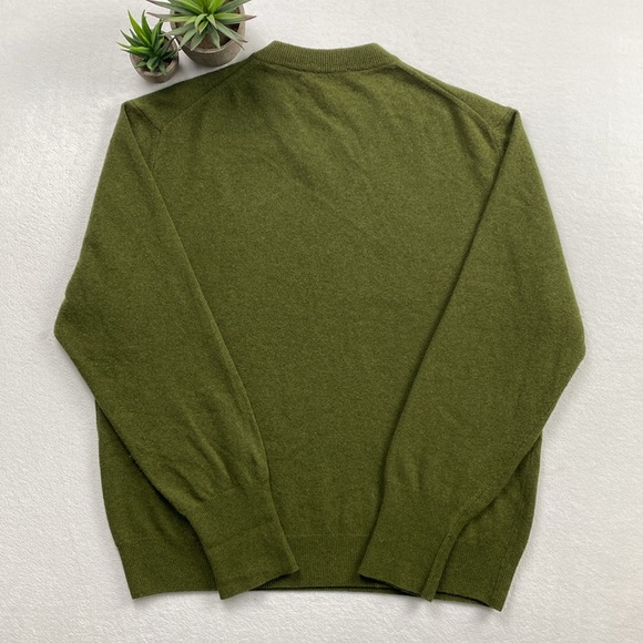 Toscano Wool Long Sleeve V Neck Sweater (Moss Green) - Picture 2 of 16